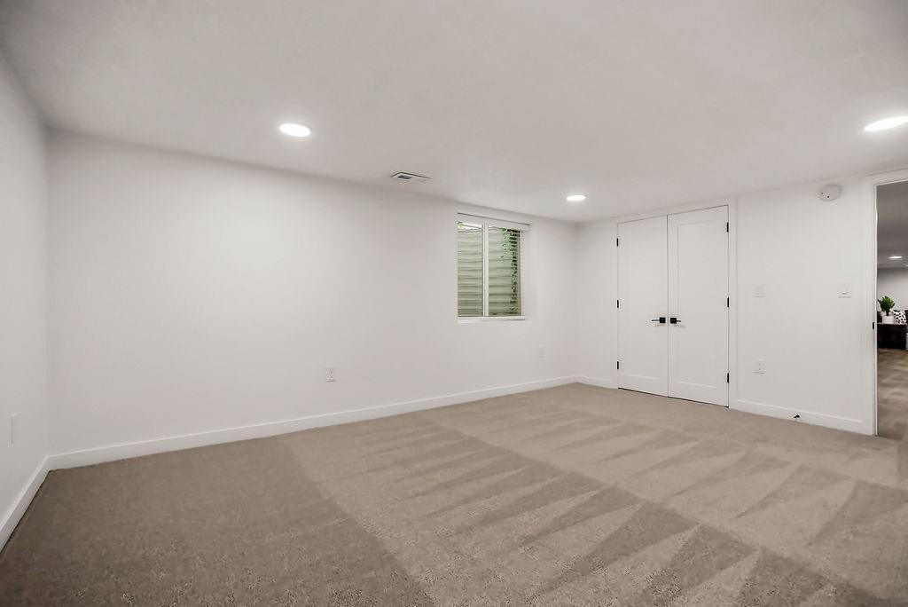 9101 Wenonga Road Property Photo 36