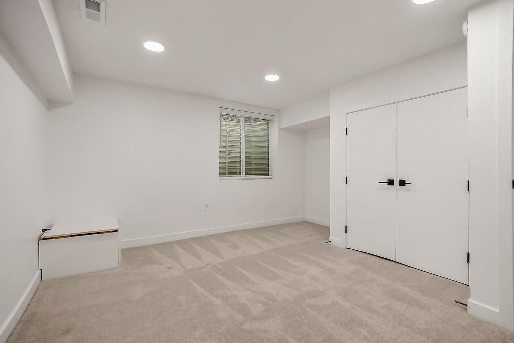 9101 Wenonga Road Property Photo 37