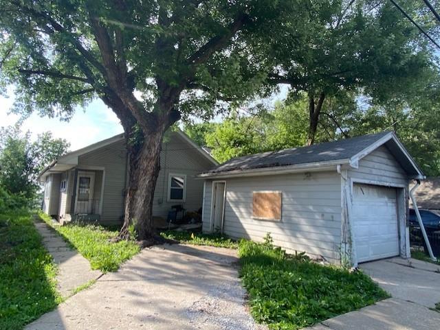 4011 King Hill Avenue Property Photo 4