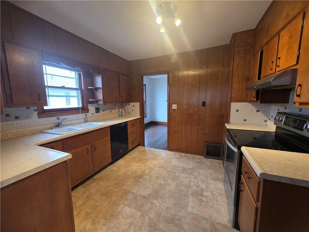 1106 Pacific Avenue Property Photo 7