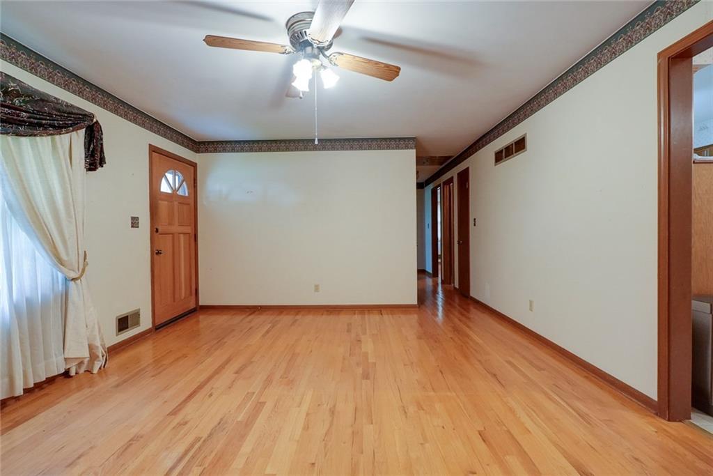 11016 Stark Avenue Property Photo 3