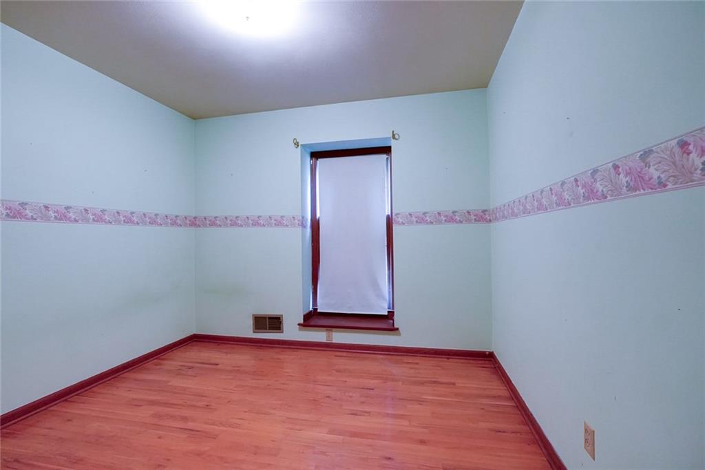 11016 Stark Avenue Property Photo 6