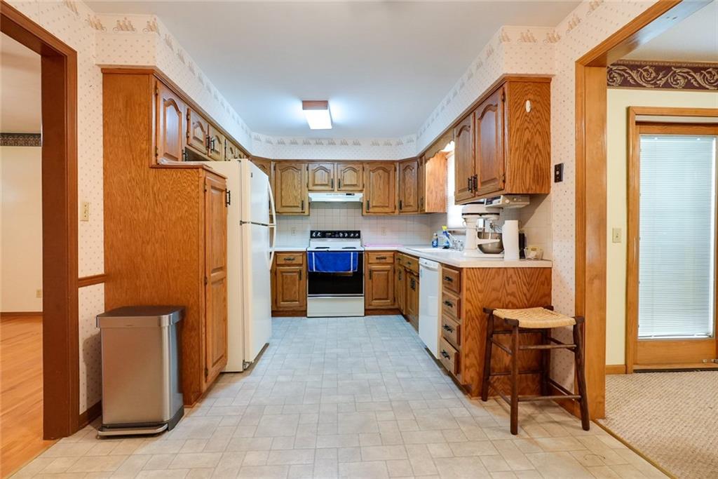 11016 Stark Avenue Property Photo 13