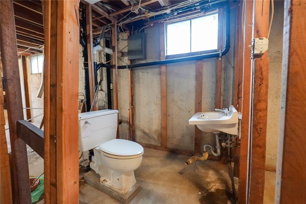 11016 Stark Avenue Property Photo 23