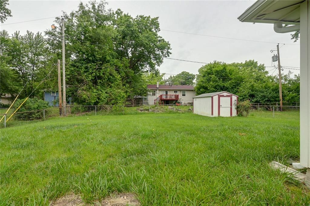 11016 Stark Avenue Property Photo 27