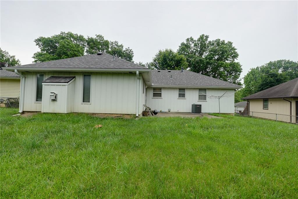 11016 Stark Avenue Property Photo 28