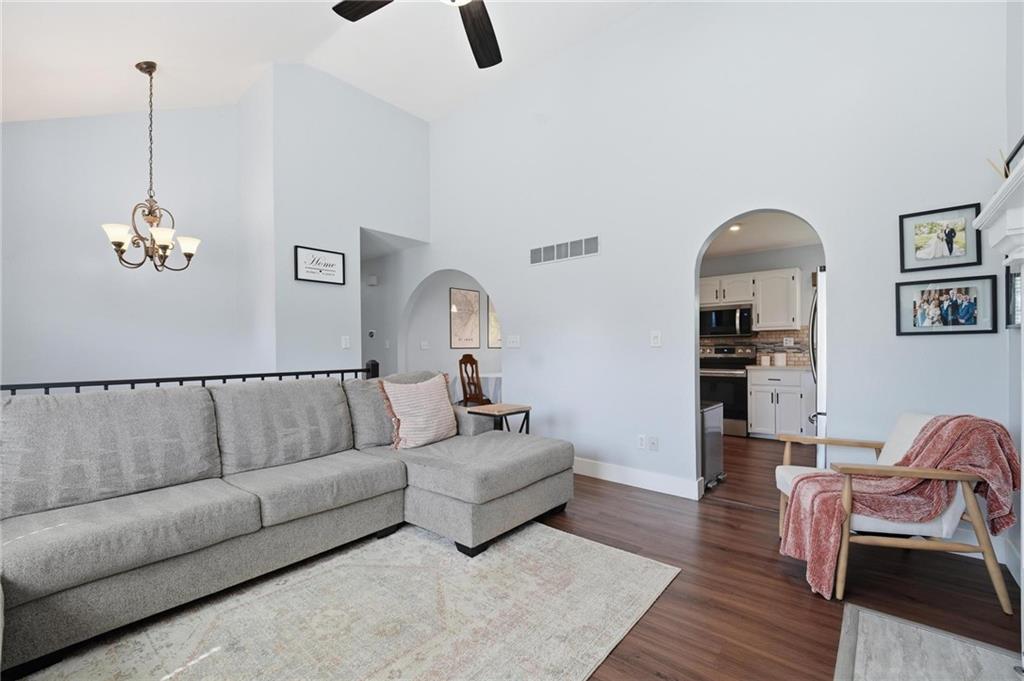 11215 N Marsh Avenue Property Photo 7