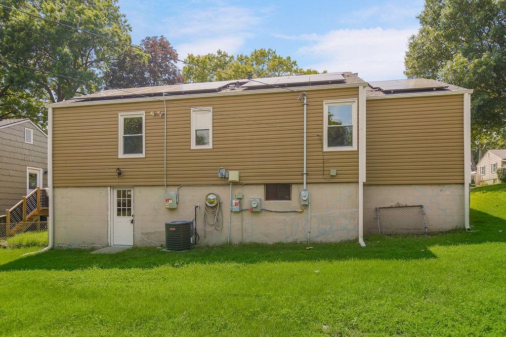 4921 Briar Street Property Photo 32