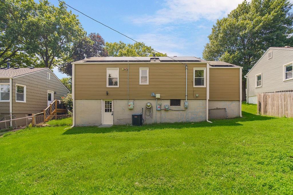 4921 Briar Street Property Photo 33