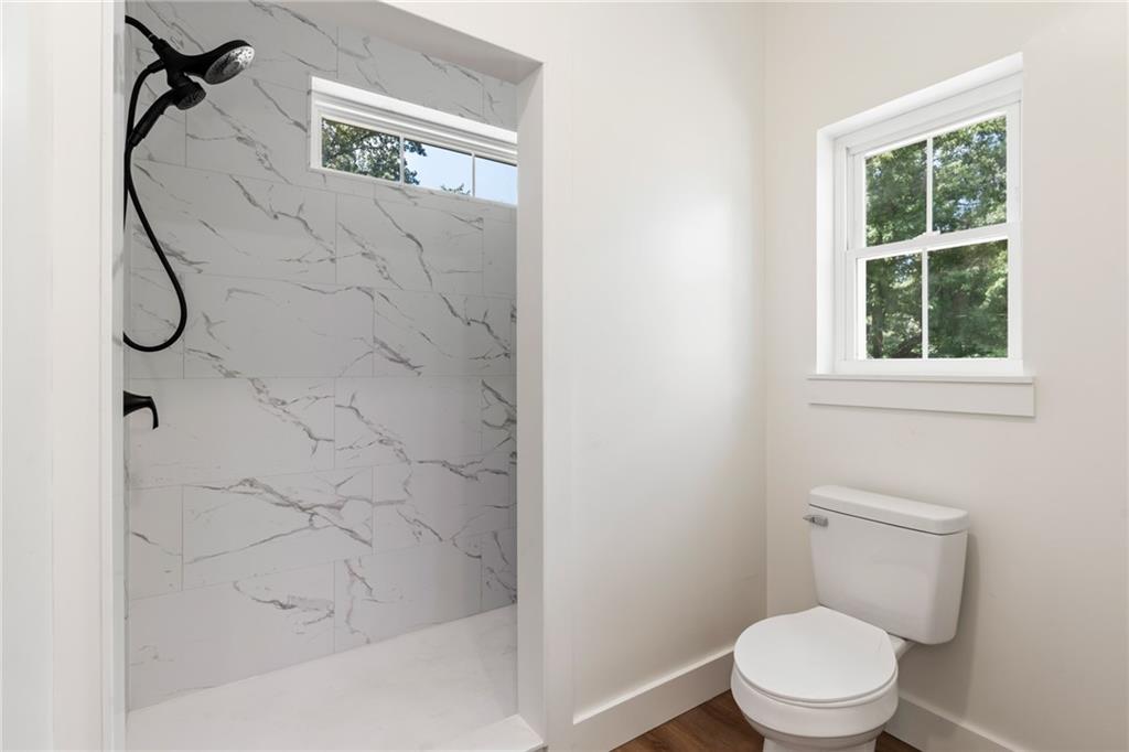 201 Linn Street Property Photo 18