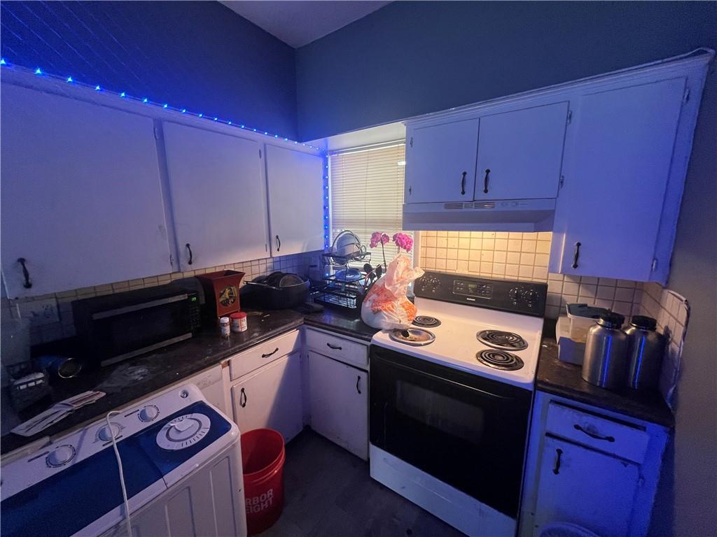 8000 Wayne Avenue Property Photo 16