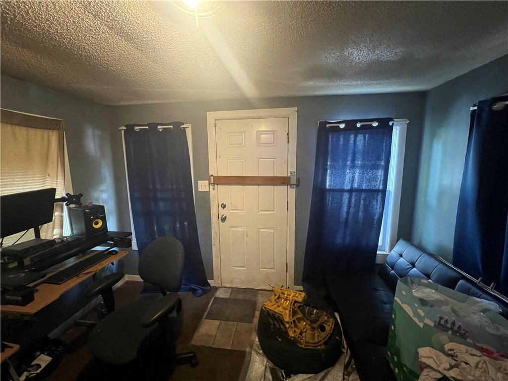 8000 Wayne Avenue Property Photo 18