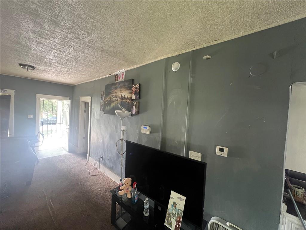 8000 Wayne Avenue Property Photo 19