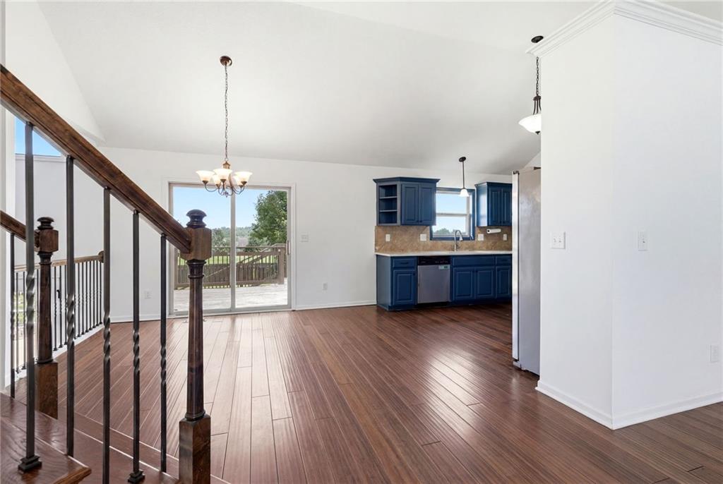 13787 Valleyview Way Property Photo 6