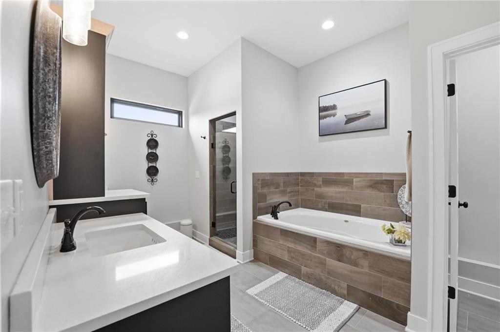 3708 S Sweeney Road Property Photo 29