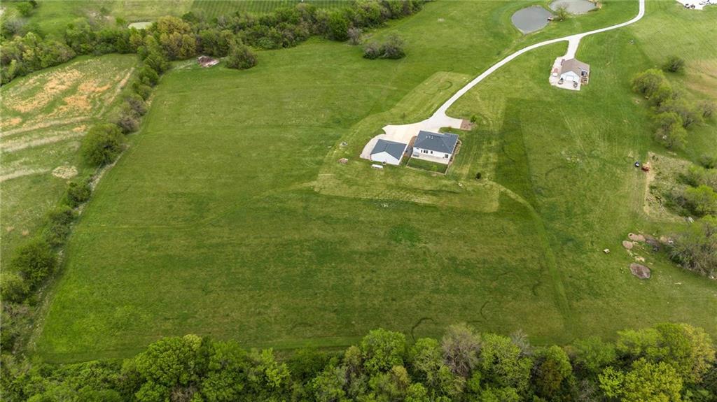 3708 S Sweeney Road Property Photo 45