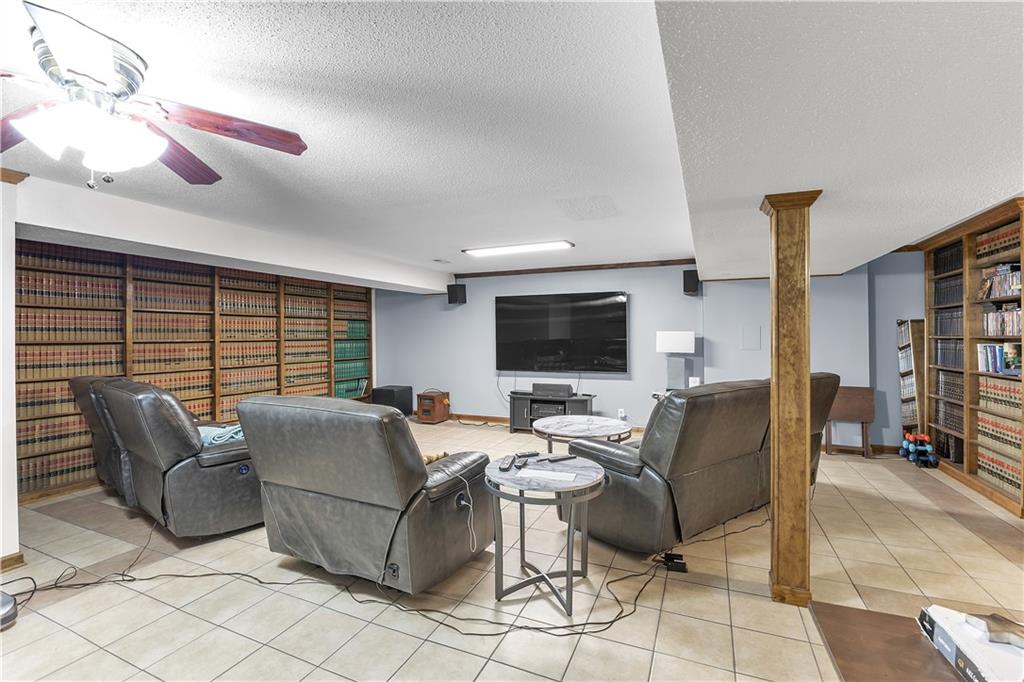 6306 Highway 169 Highway Property Photo 33