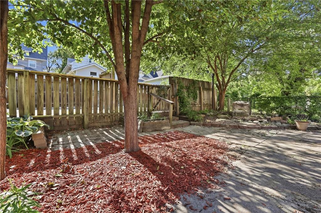 446 N 16th Street Property Photo 45