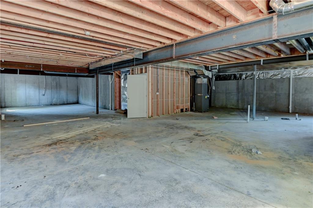 2710 W 49th Street Property Photo 34