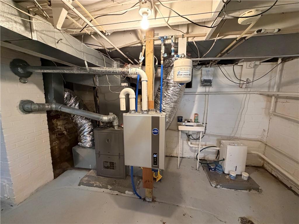 452 Fieldcrest Drive Property Photo 15