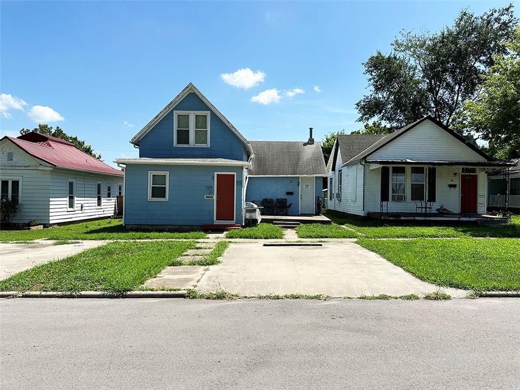 124 W 3rd Avenue Property Photo 2