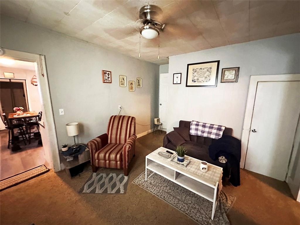 124 W 3rd Avenue Property Photo 25