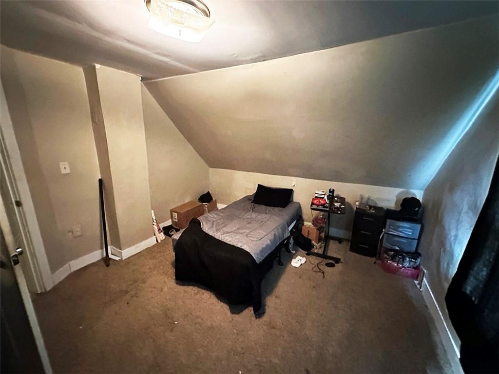 124 W 3rd Avenue Property Photo 33