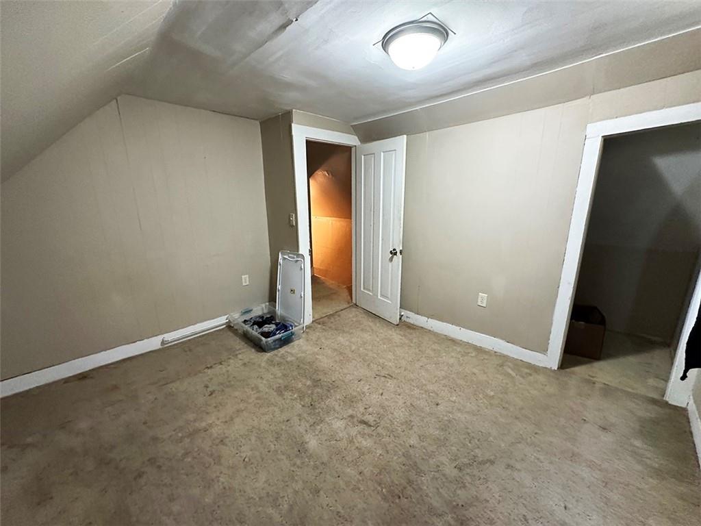 124 W 3rd Avenue Property Photo 37