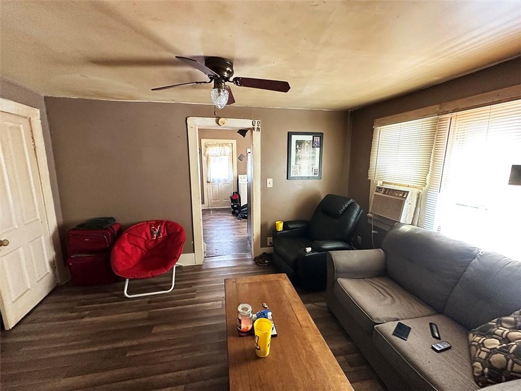 124 W 3rd Avenue Property Photo 48