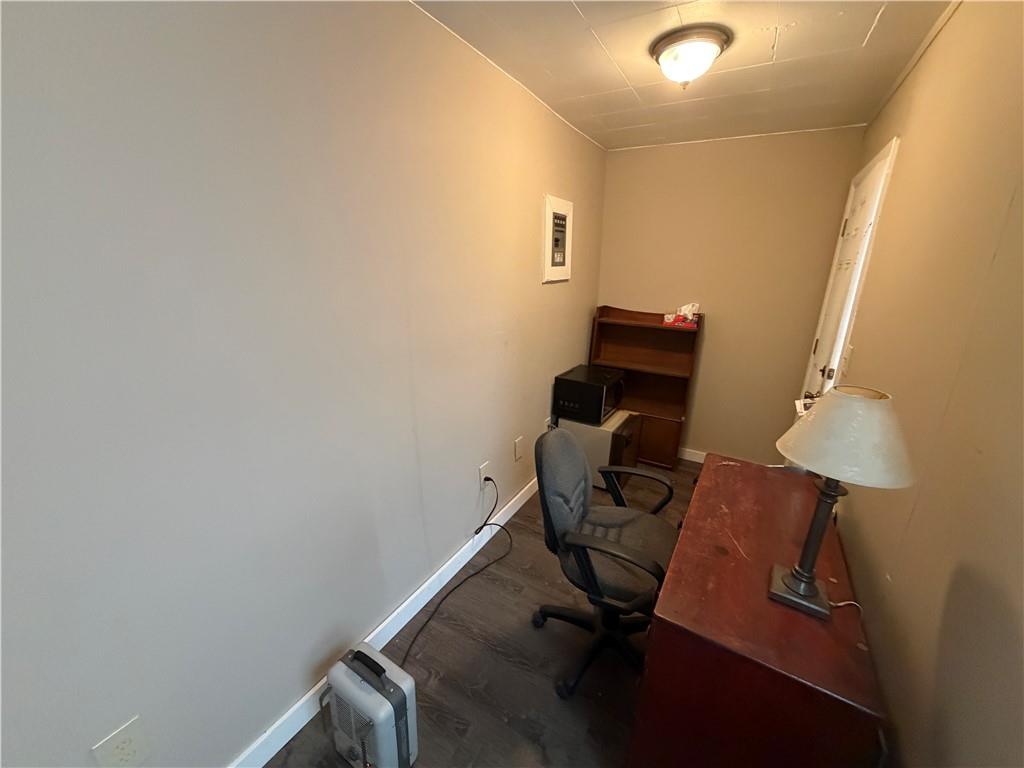 124 W 3rd Avenue Property Photo 63