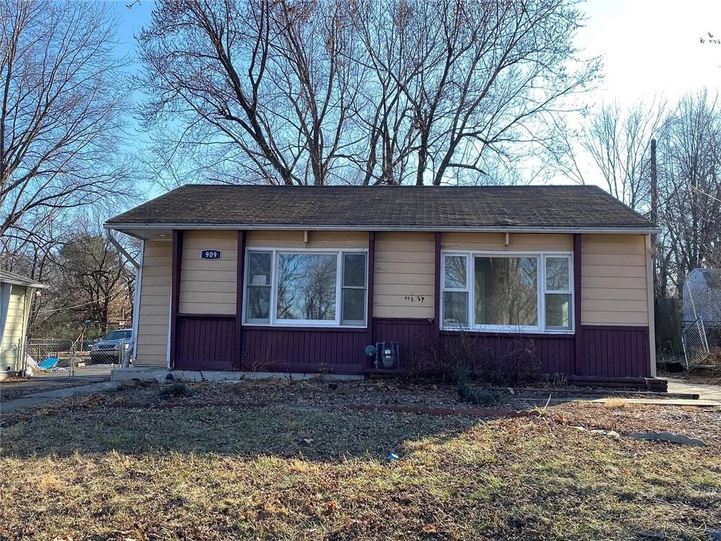 715 Ne 44th Street Property Photo 3