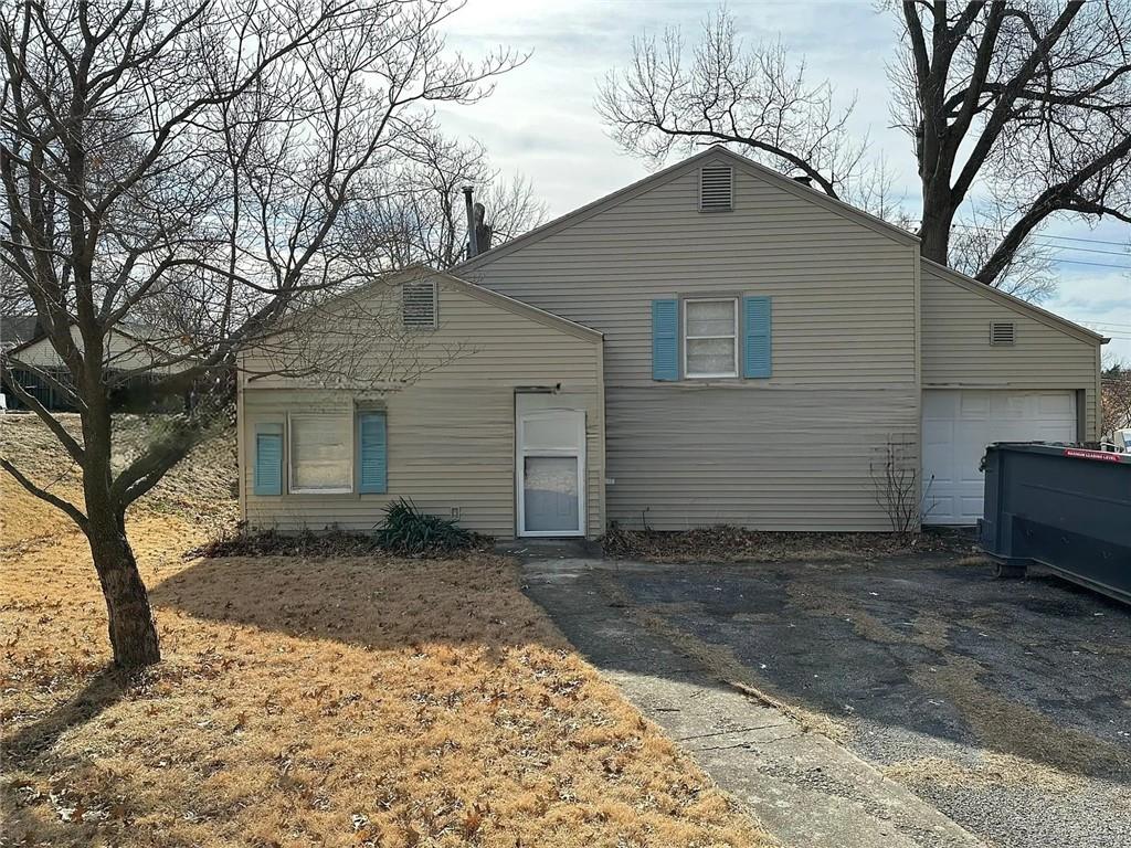 715 Ne 44th Street Property Photo 5