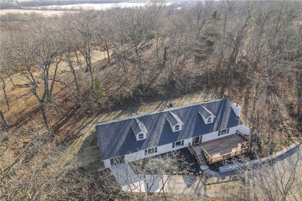 8721 S Hardsaw Road Property Photo 6