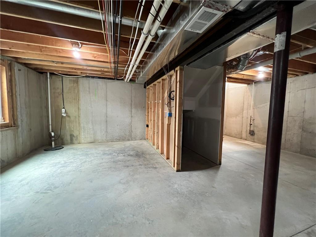 500 W Lawrence Avenue Property Photo 14