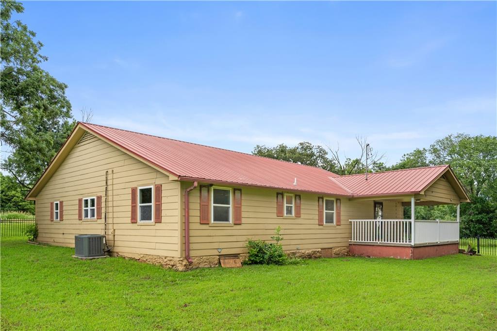 6237 Ew 3 Road Property Photo 10