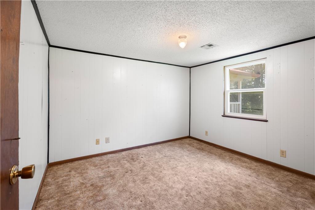 6237 Ew 3 Road Property Photo 26