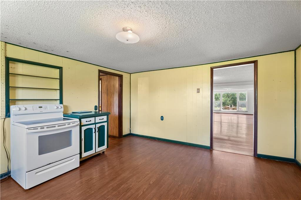 6237 Ew 3 Road Property Photo 35