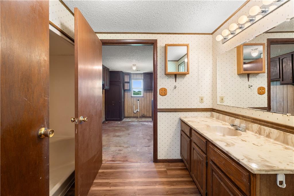 6237 Ew 3 Road Property Photo 43