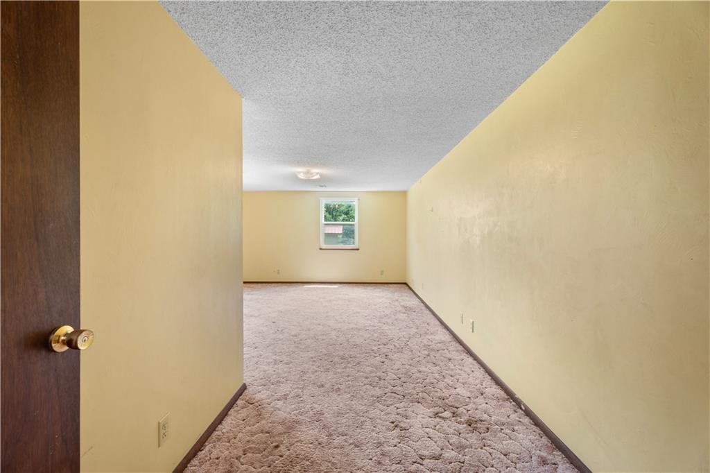 6237 Ew 3 Road Property Photo 46