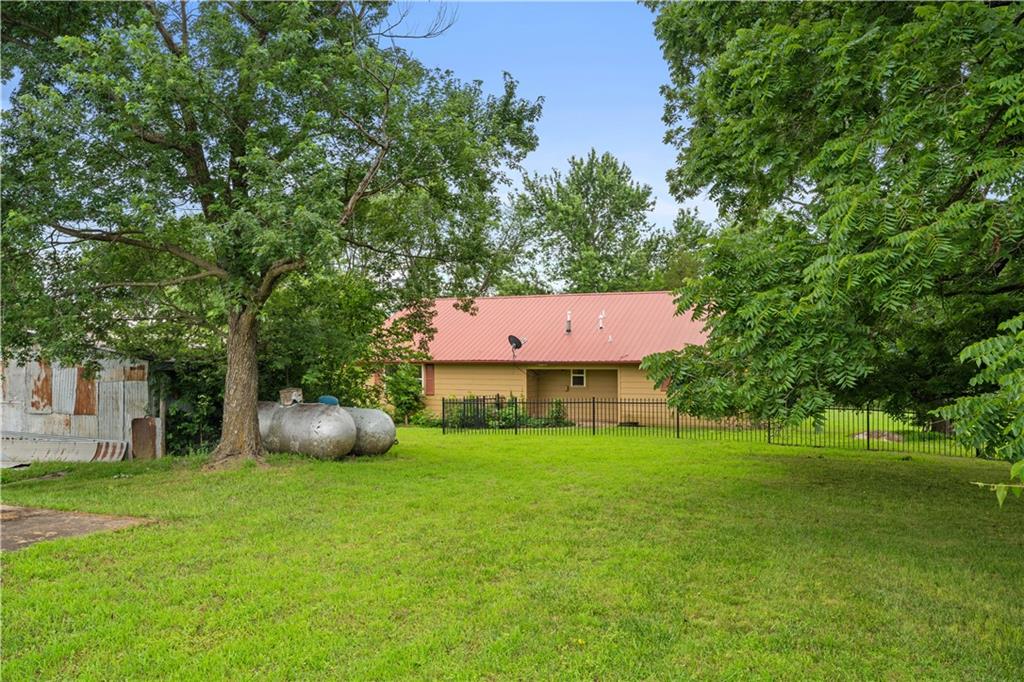 6237 Ew 3 Road Property Photo 61