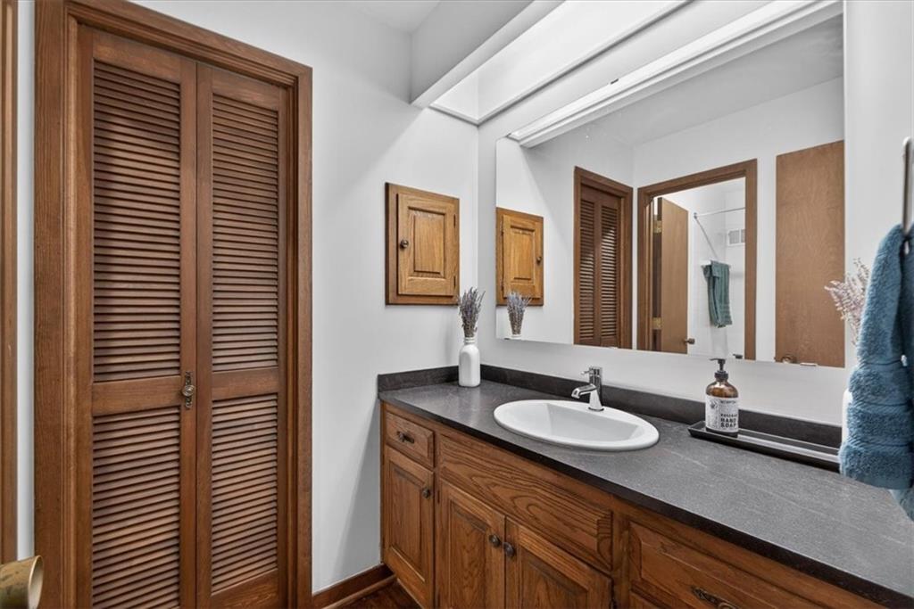 1024 Huntington Road Property Photo 61