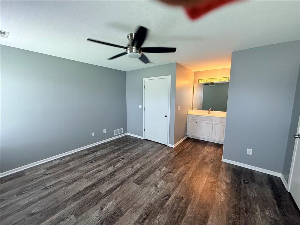 3844 N 123rd Street Property Photo 6