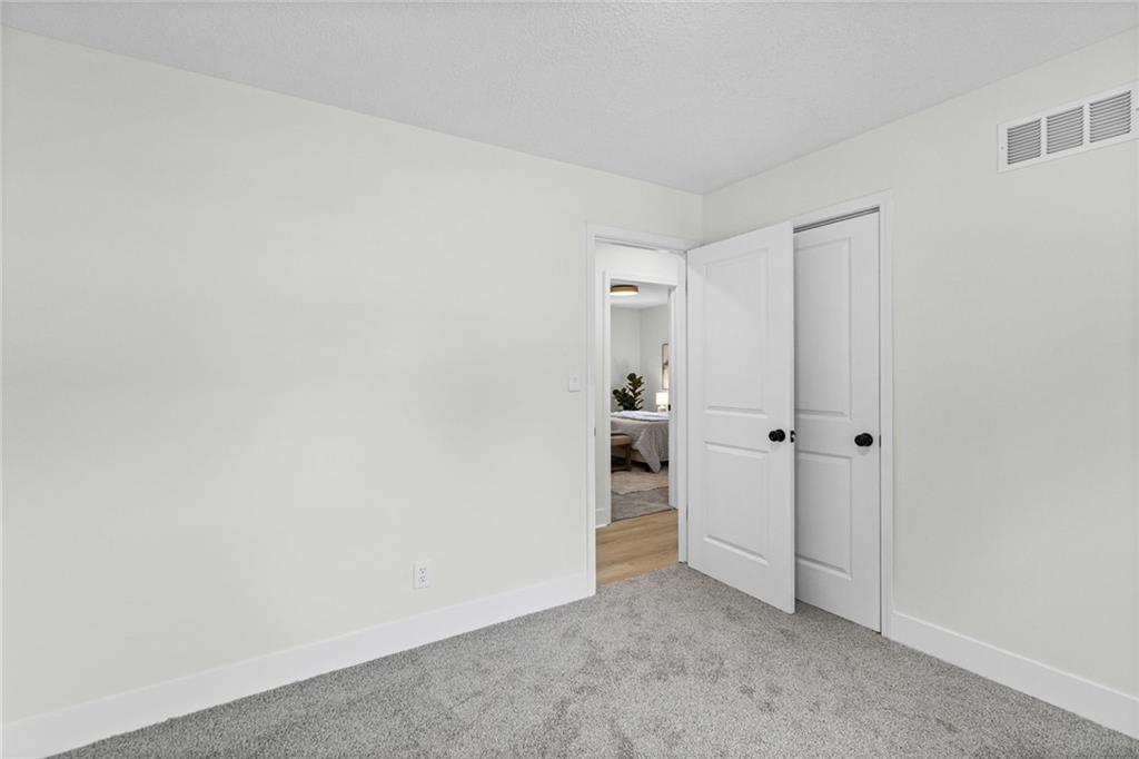 2400 N 73rd Place Property Photo 21