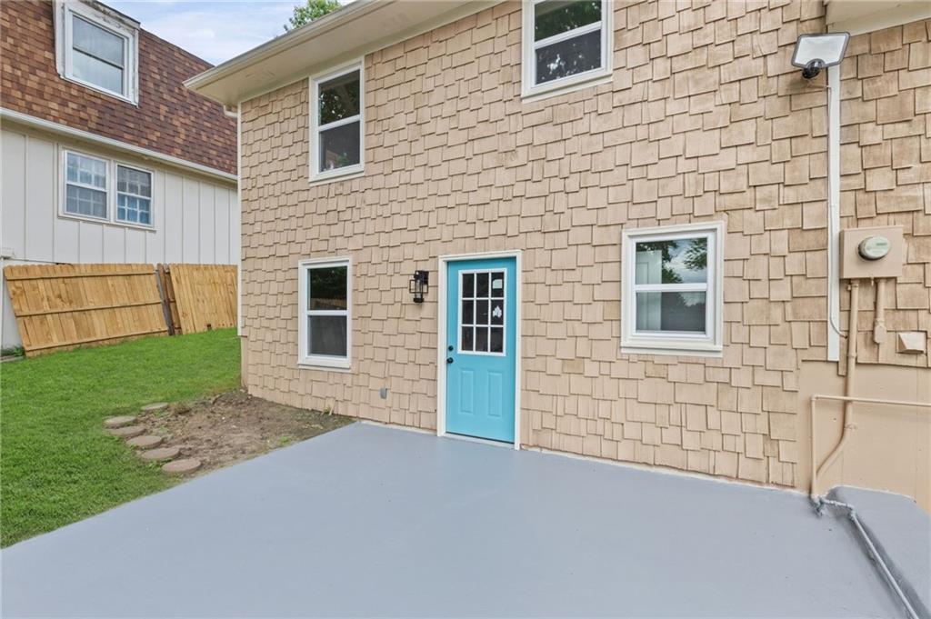 2400 N 73rd Place Property Photo 31