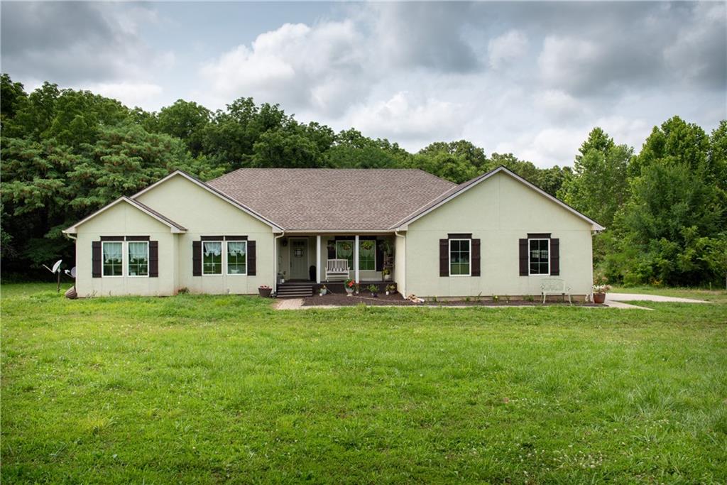 34664 Spring Valley Road Property Photo 2