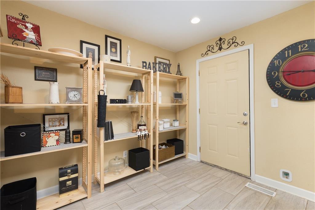34664 Spring Valley Road Property Photo 46