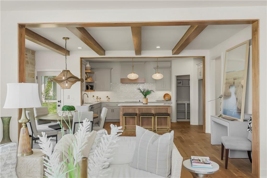17809 Rainbow Boulevard Property Photo 12