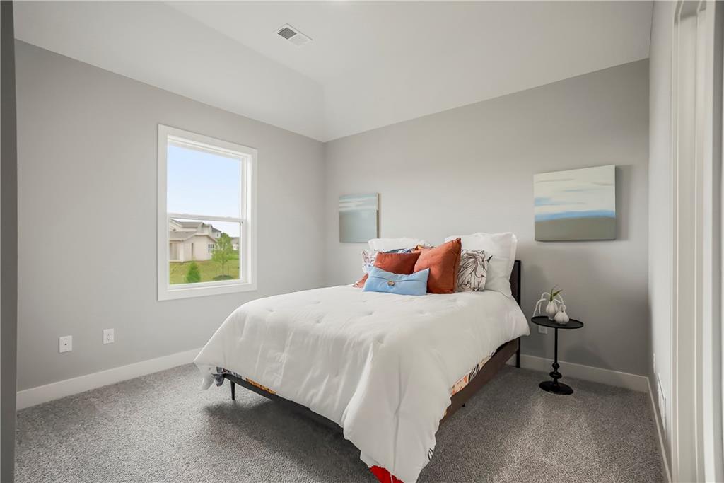 17809 Rainbow Boulevard Property Photo 43