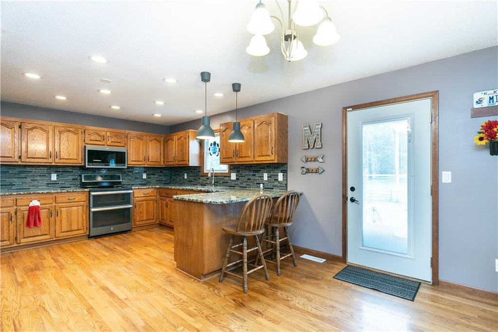 22215 Parallel Road Property Photo 46