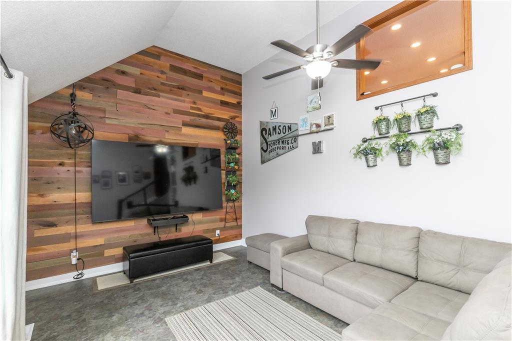 22215 Parallel Road Property Photo 50